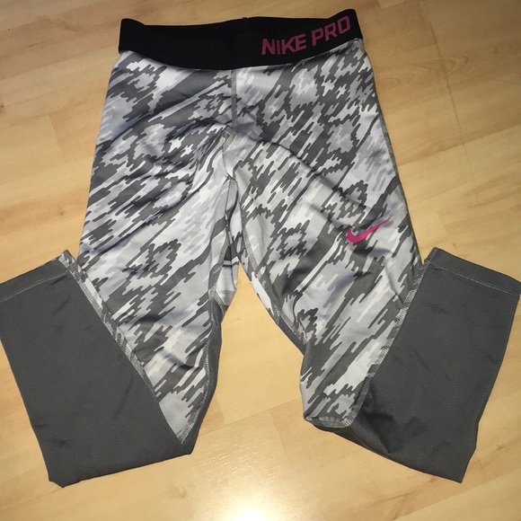 kids nike athletic leggings - Picture 1 of 3